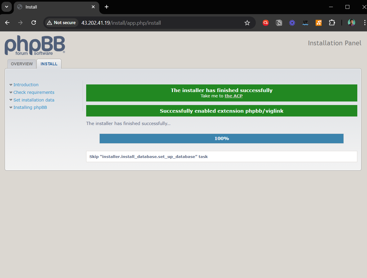 Successful completion screenshot of phpBB web UI installation on Debian.